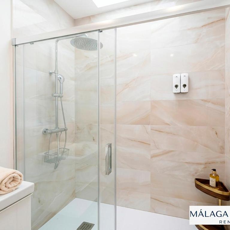 Malaga Sunshine Rentals - NEW PICASSO PLAZA - - Apartamento de 2 dormitorios - 8