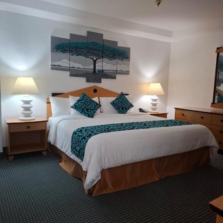 Hotel Chacao Cumberland - Suite with Terrace - 3