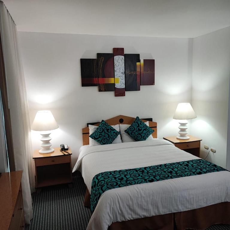 Hotel Chacao Cumberland - Superior Queen Room - 7