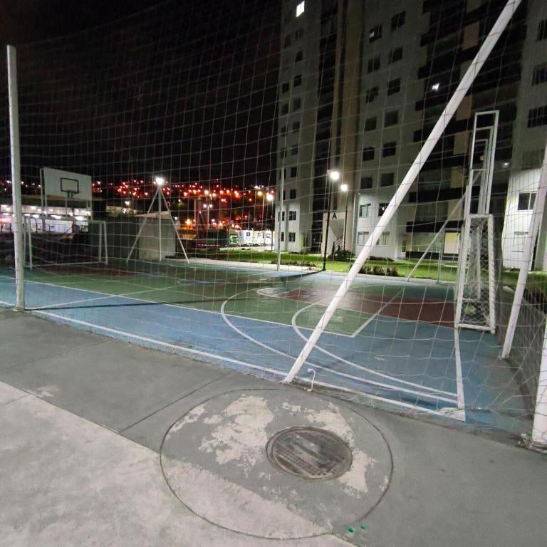 Apto moderno bien ubicado con vista a la ciudad - Apartamento de 3 dormitorios - 15