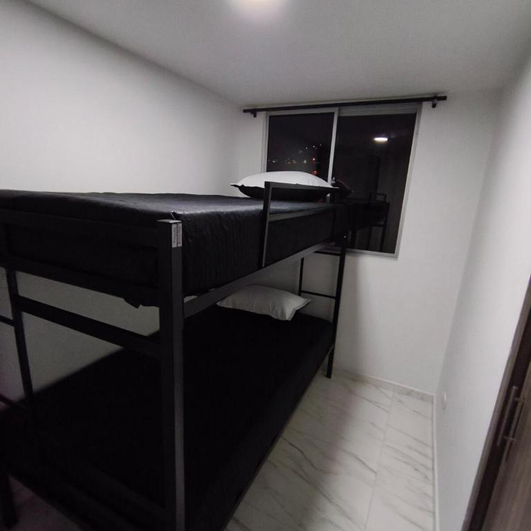 Apto moderno bien ubicado con vista a la ciudad - Apartamento de 3 dormitorios - 16