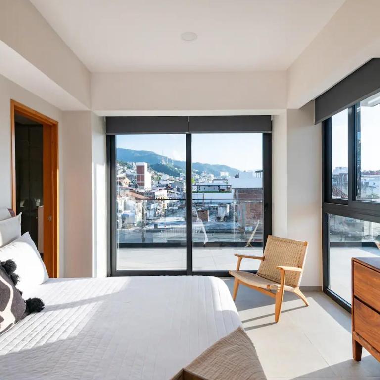 105 Downtown cerca de playa y el malecón - Superior Apartment with Balcony - 9