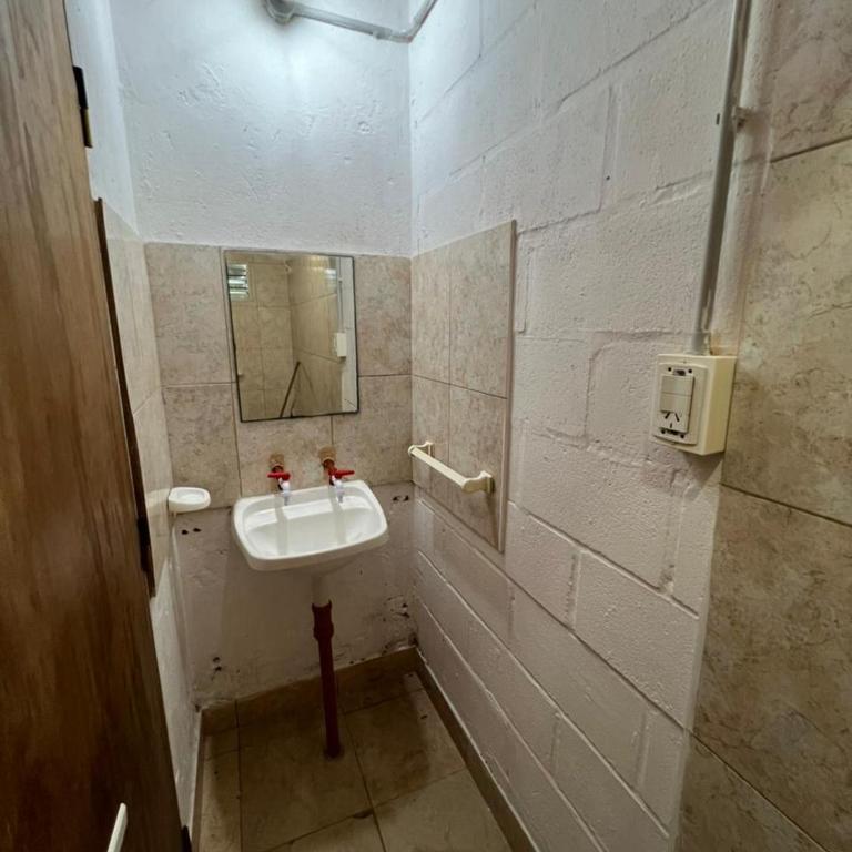 Alojamiento Yoli - Two-Bedroom Apartment - 6