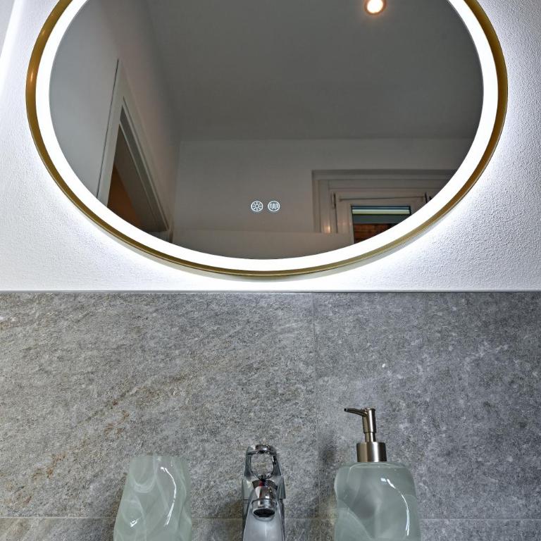 Lora Luxury Suite 6 ,free private parking, self check in - Appartamento con 1 Camera da Letto - 40
