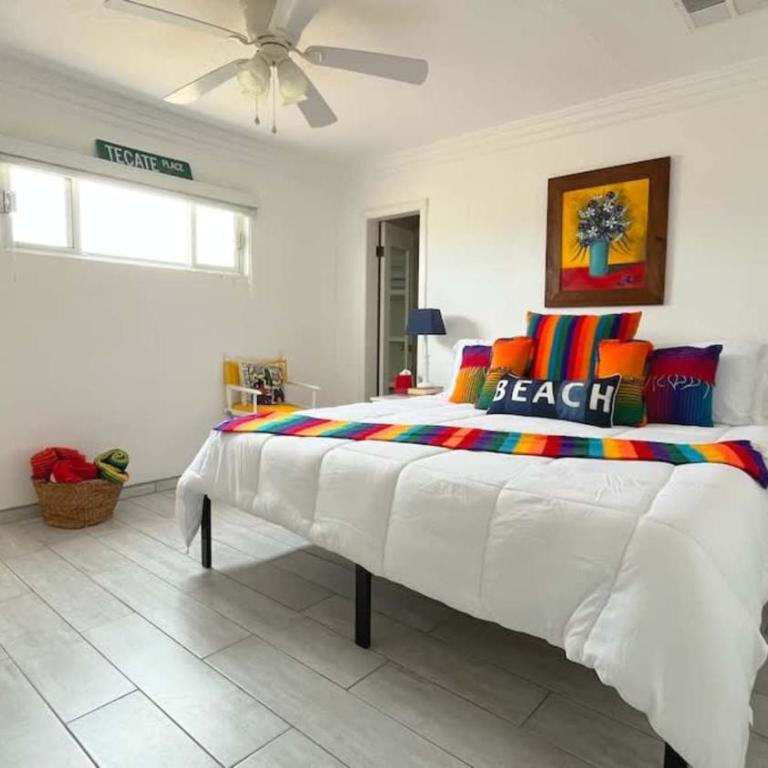 Cozy & Colorful Beachfront Condo Las Olas I 28 - Apartamento - 18