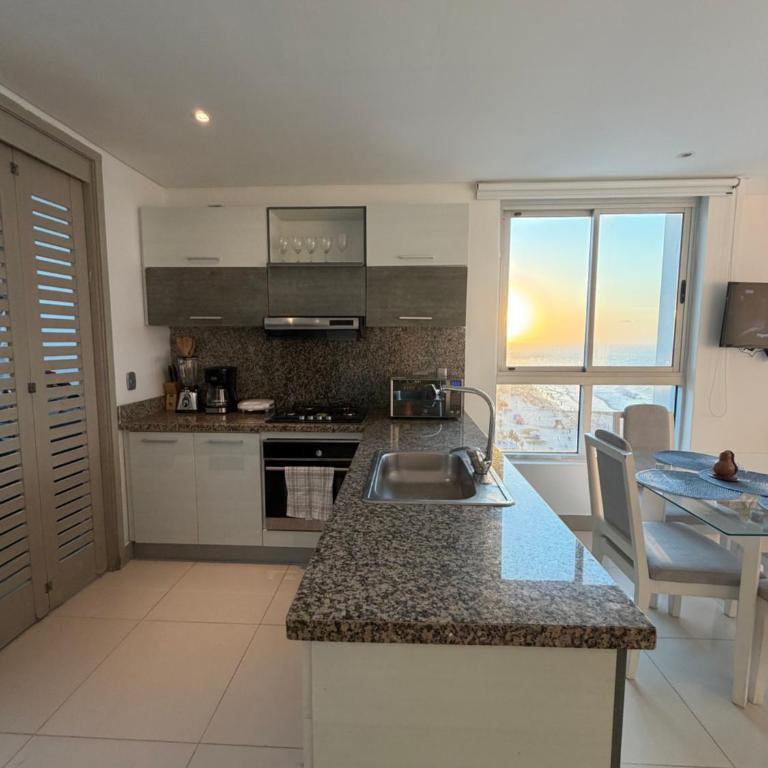 Palmetto Beach Bocagrande 2BR 6PAX Vista al mar - Two-Bedroom Apartment - 32