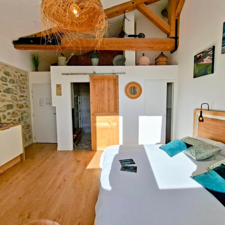 Villa Sainte Marie - Deluxe Studio mit Kingsize-Bett - 4
