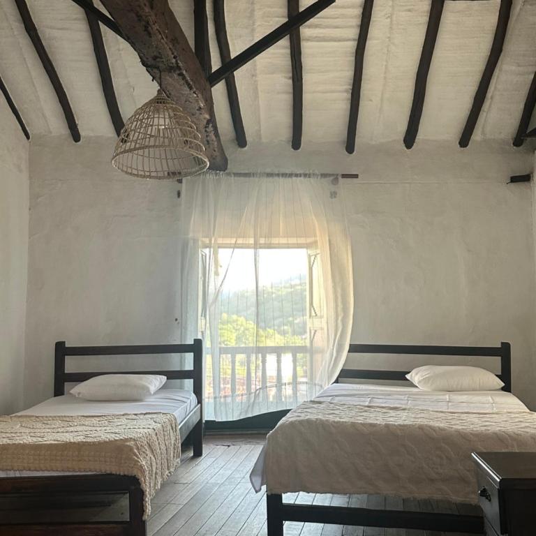 Casa casco urbano - Casa de 4 dormitorios - 8