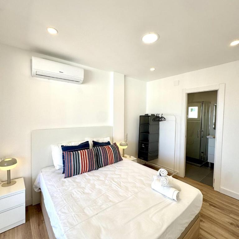 Suite Homes Penthouse Granados - Apartamento con vistas y balcón - 17