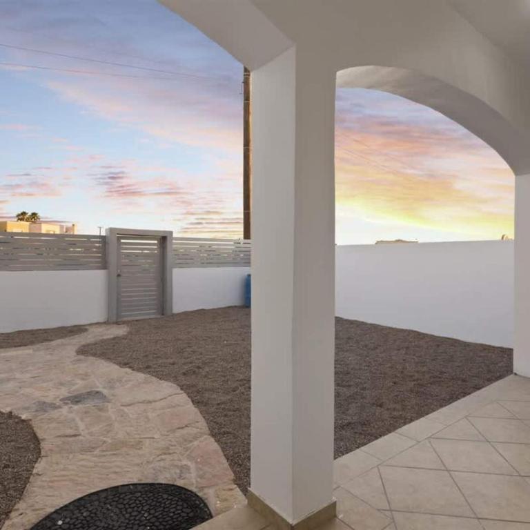 Beautiful & Quiet Oceanview Home Casa Beltran - Apartment - 4