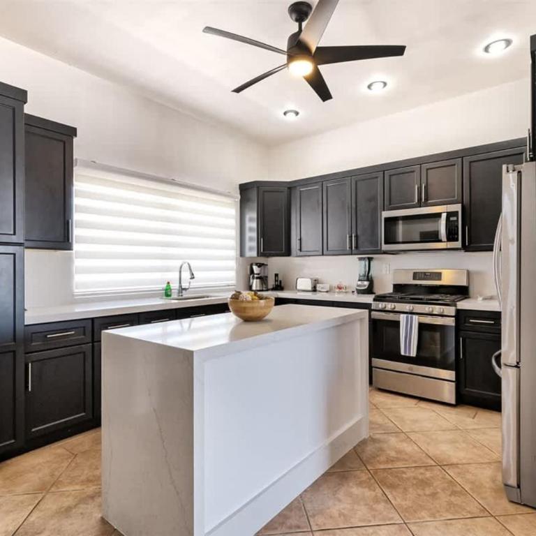 Beautiful & Quiet Oceanview Home Casa Beltran - Apartment - 11