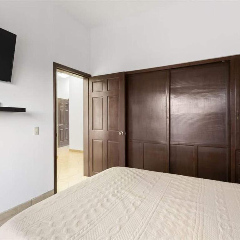 Beautiful & Quiet Oceanview Home Casa Beltran - Apartment - 17