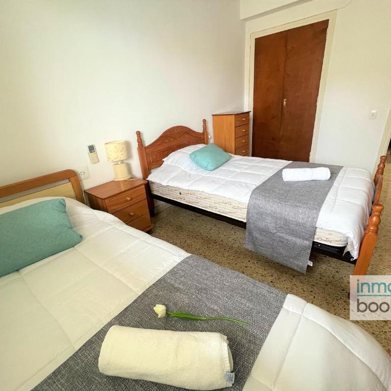 Beach Pineda 3 ,climatizado, piscina y playa - Three-Bedroom Apartment with View - 8