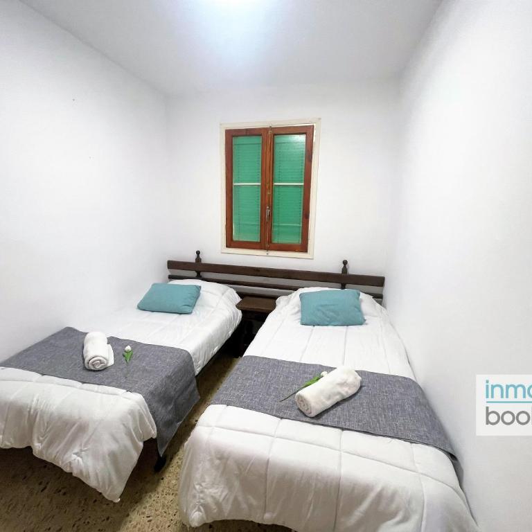 Beach Pineda 3 ,climatizado, piscina y playa - Three-Bedroom Apartment with View - 11