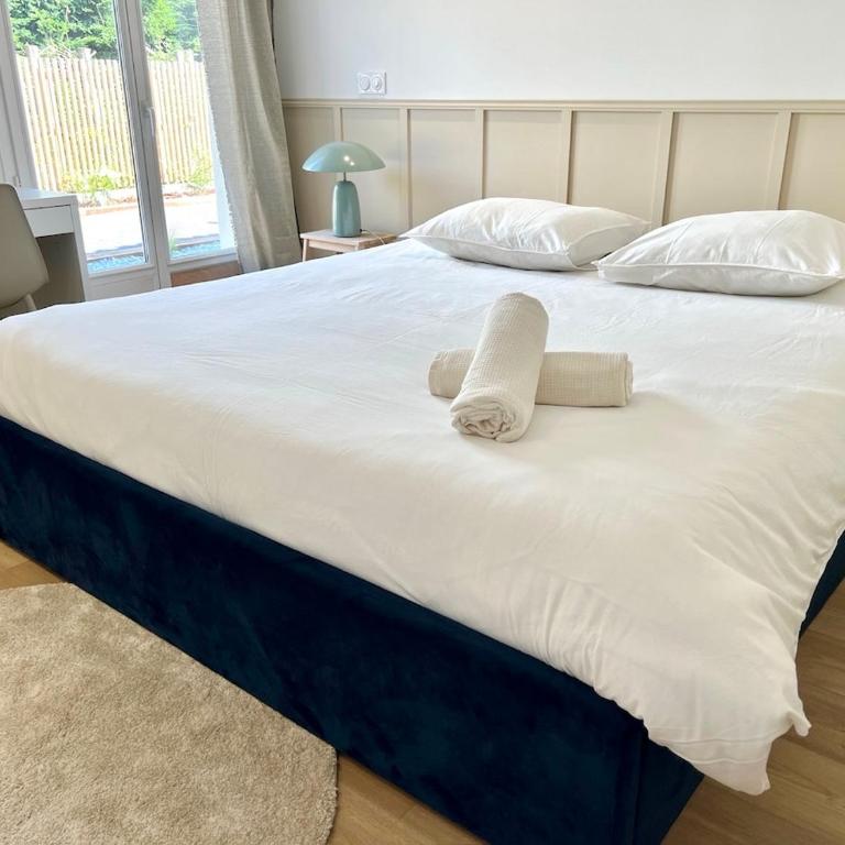 Villa rénovée au calme, piscine chauffée et jardin - Bisca - Villa - 8