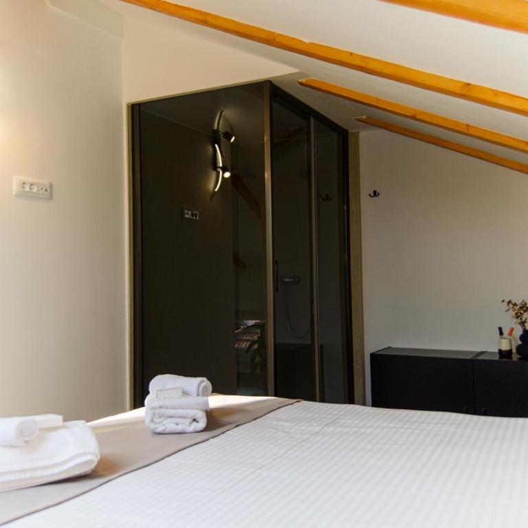 Carmen Old Town Apartments - Loft - 4