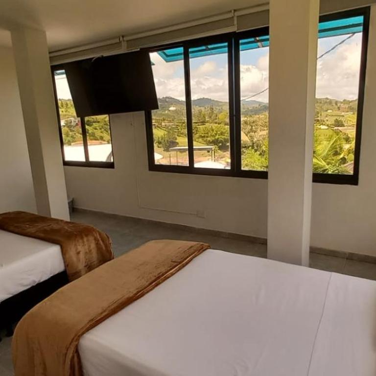 Hotel Mirador Cielo Azul - Habitación Cuádruple con baño privado externo - 14