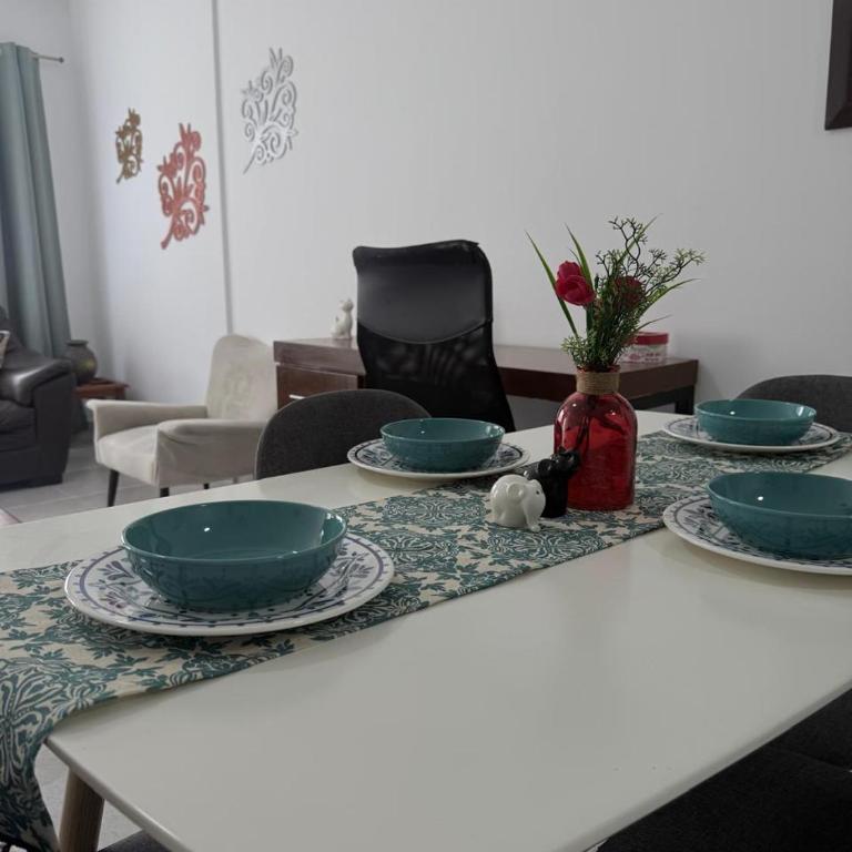 Hermoso apart de 72 con 2 Hab Cerca al Estadio - clinica Imbanaco - Two-Bedroom Apartment - 4