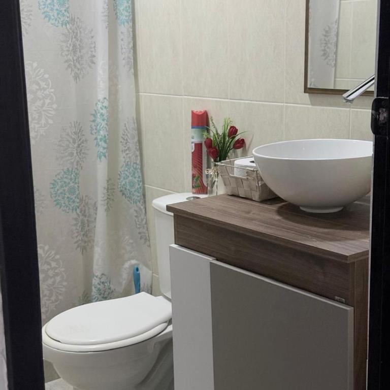 Hermoso apart de 72 con 2 Hab Cerca al Estadio - clinica Imbanaco - Two-Bedroom Apartment - 9