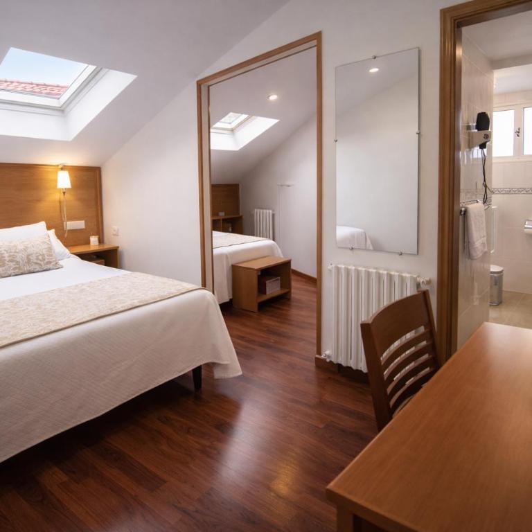 Hostal Anosa Casa - Habitación Doble - 2 camas - 1