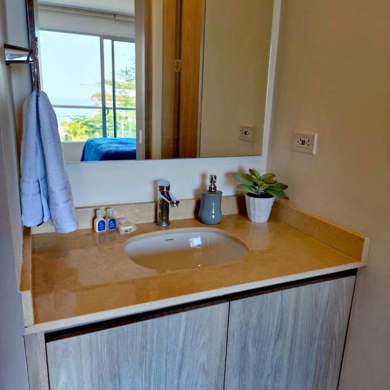 Apartamento Suite Vista al Mar - One-Bedroom Apartment with Sea View and Terrace - 36