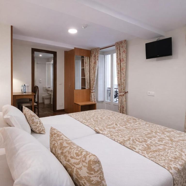 Hostal Anosa Casa - Habitación Triple - 2