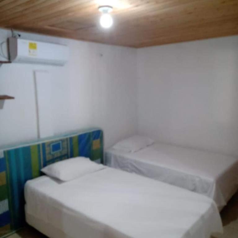 Cabaña Playera # 42 - La Boquilla - Five-Bedroom House - 2
