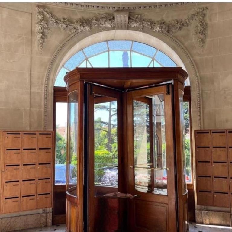 3BR Sea View Apartment Private Terrace Steps to Old Town & Palais - Appartement - 40