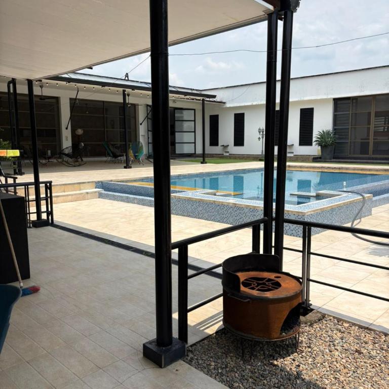 La Carolina - Four-Bedroom House - 3