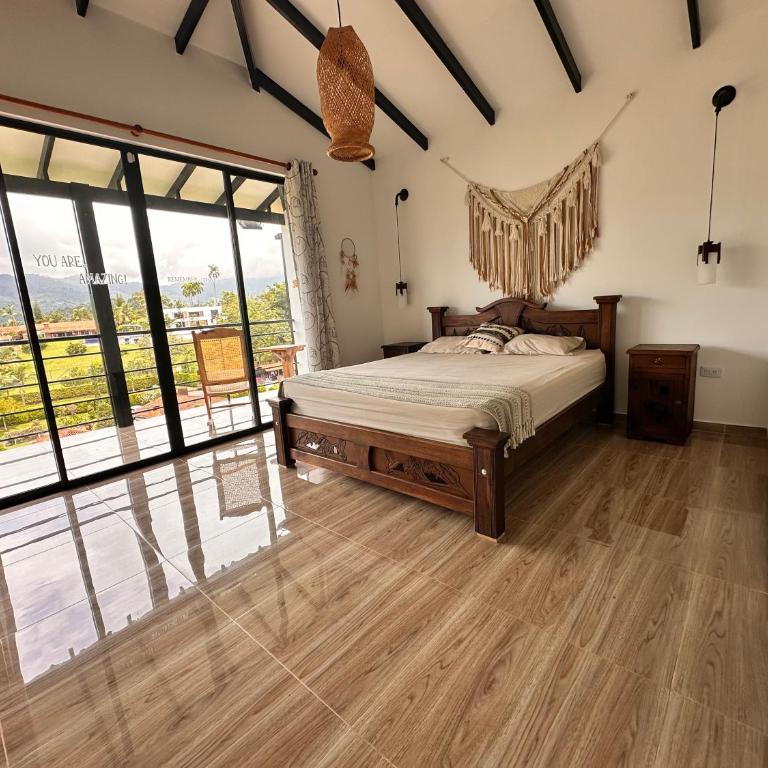 Finca Villa AlCon - Hostel - Double Room with Mountain View - 3