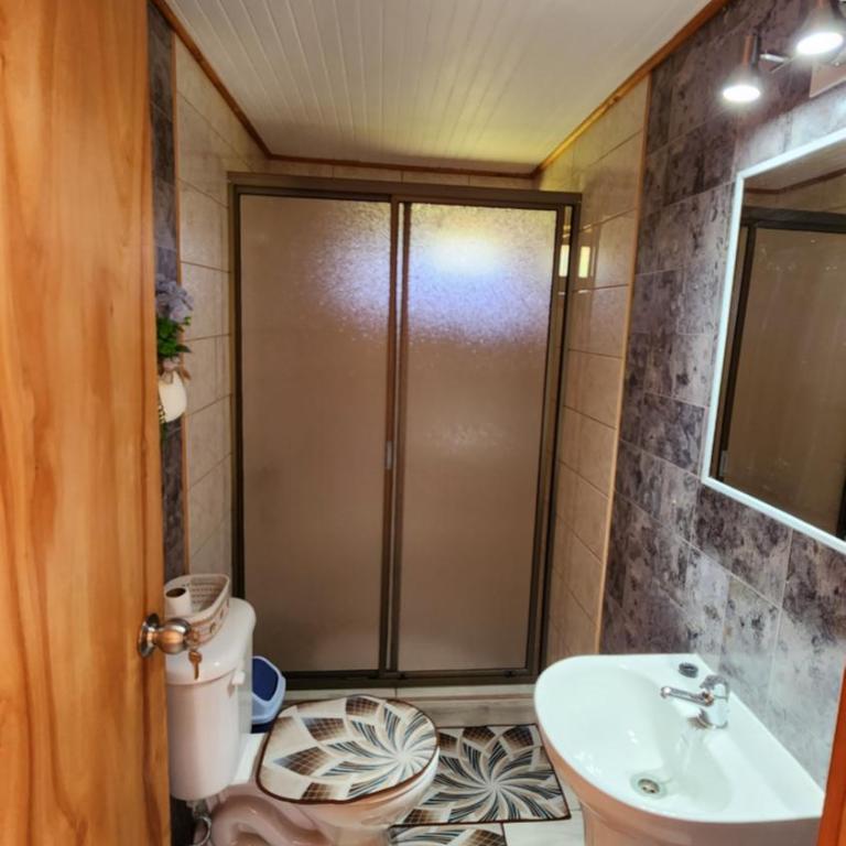 Cabaña Aventuras Colibrí - Two-Bedroom House - 4