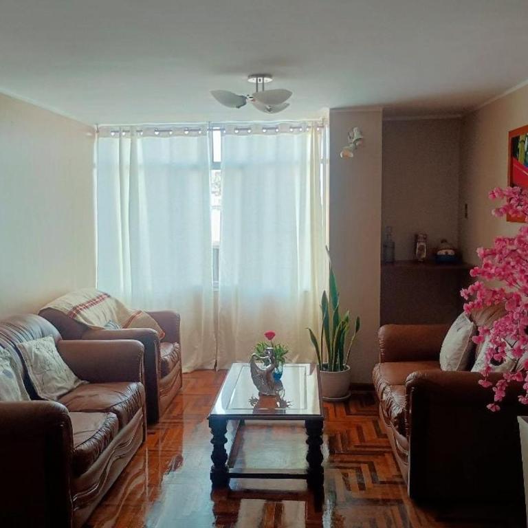 Departamento privado en Lima - Two-Bedroom Apartment - 2