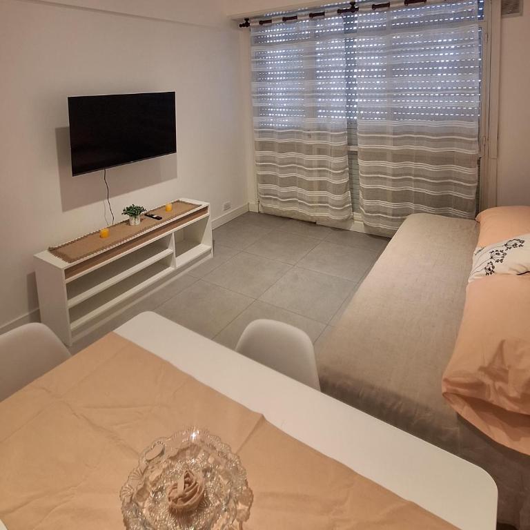 Residencia San Martin - 2 ambientes - Centro Mar del Plata - One-Bedroom Apartment - 10