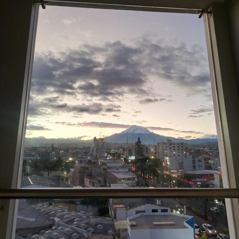 Lujoso Penthouse Loft - Two-Bedroom Apartment - 50