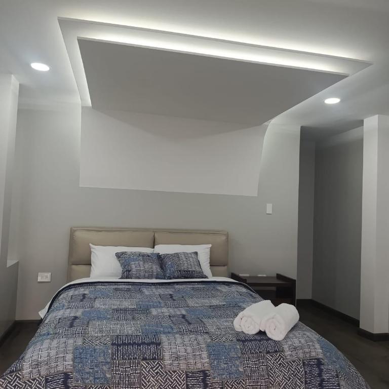 Luxurious Penthouse Loft - Two-Bedroom Apartment - 24