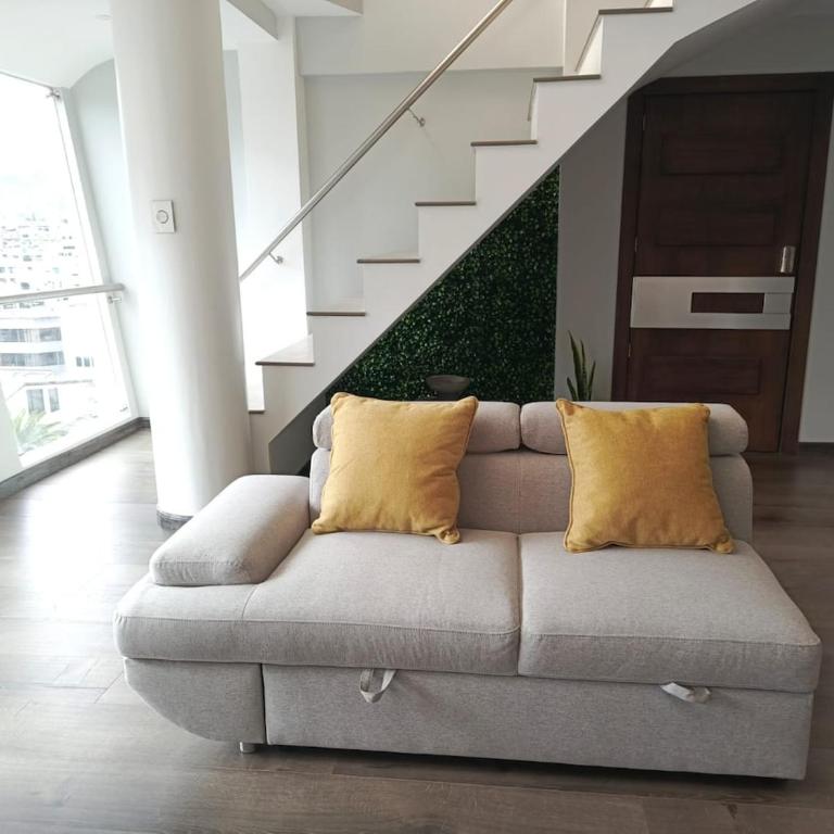Luxurious Penthouse Loft - Two-Bedroom Apartment - 46