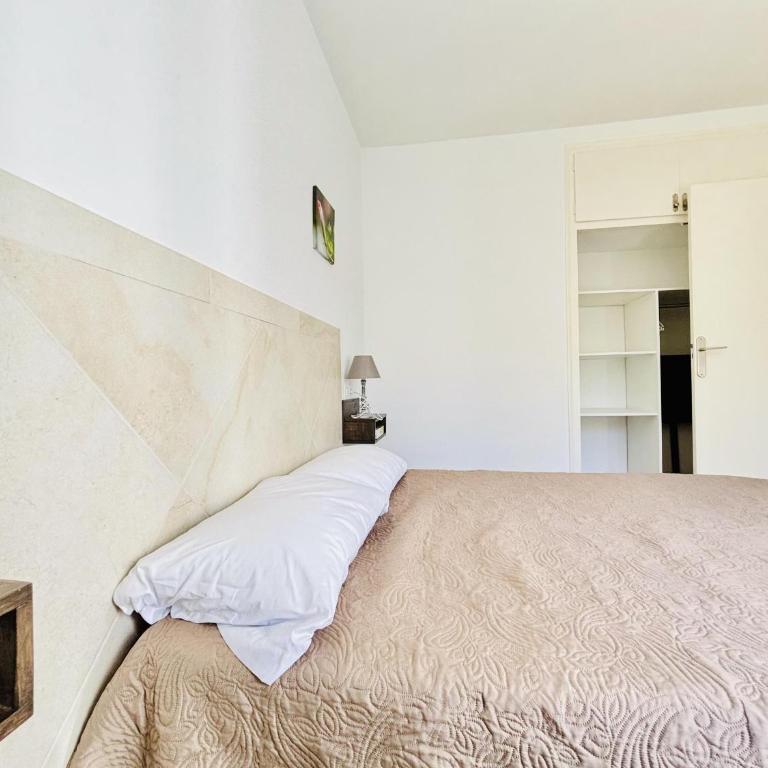 Apartamento con Terraza a 1 min de Playa Almadrava y Parking - ES-258-44 - Apartment - 20