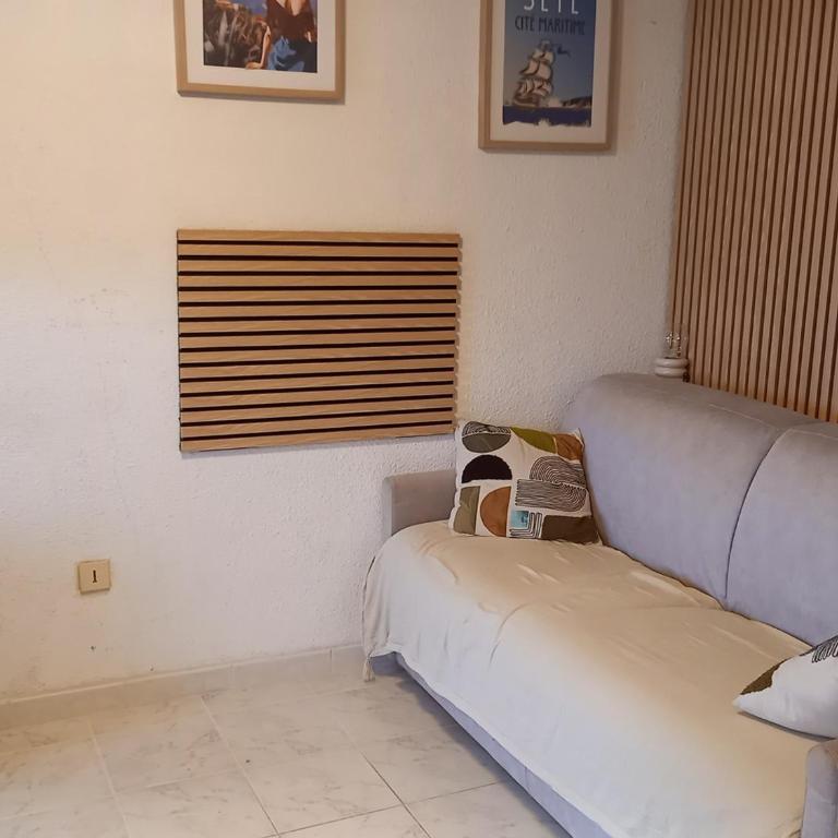 Charmant T2 avec Clim et Parking privé - Proche plage pour 4 pers - FR-1-472-215 - Apartment - 1