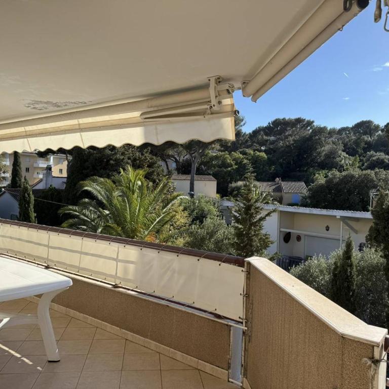 T2 avec clim à quelques minutes de la mer - FR-1-100-367 - Apartment - 1