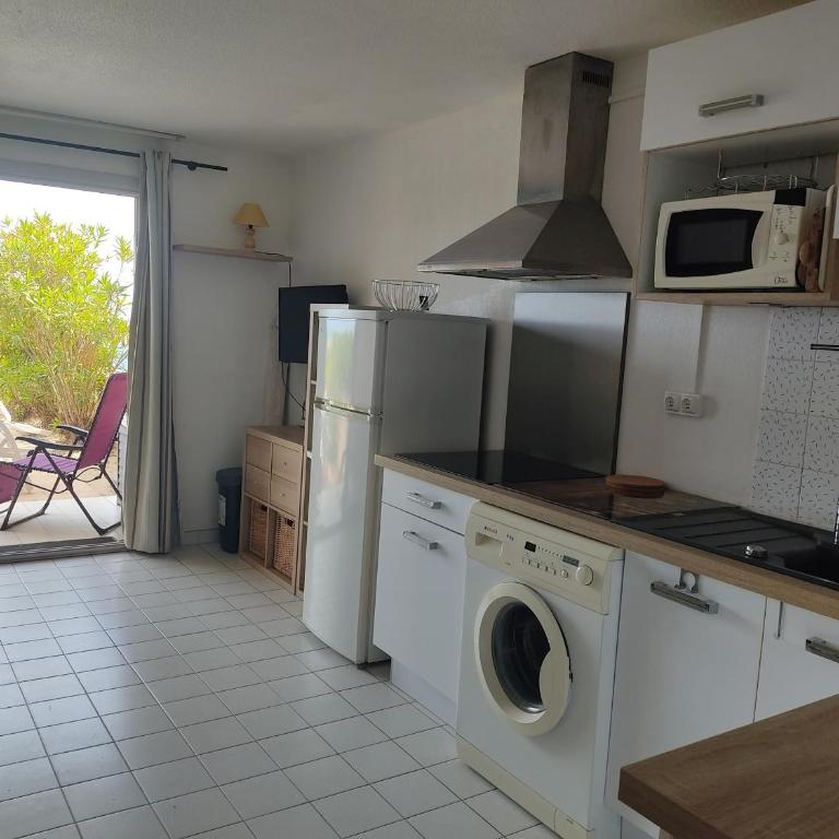 Face Mer, Piscine, Parking Privé - T3 Cosy pour 6 Pers à Gruissan - FR-1-796-13 - Apartamento - 12