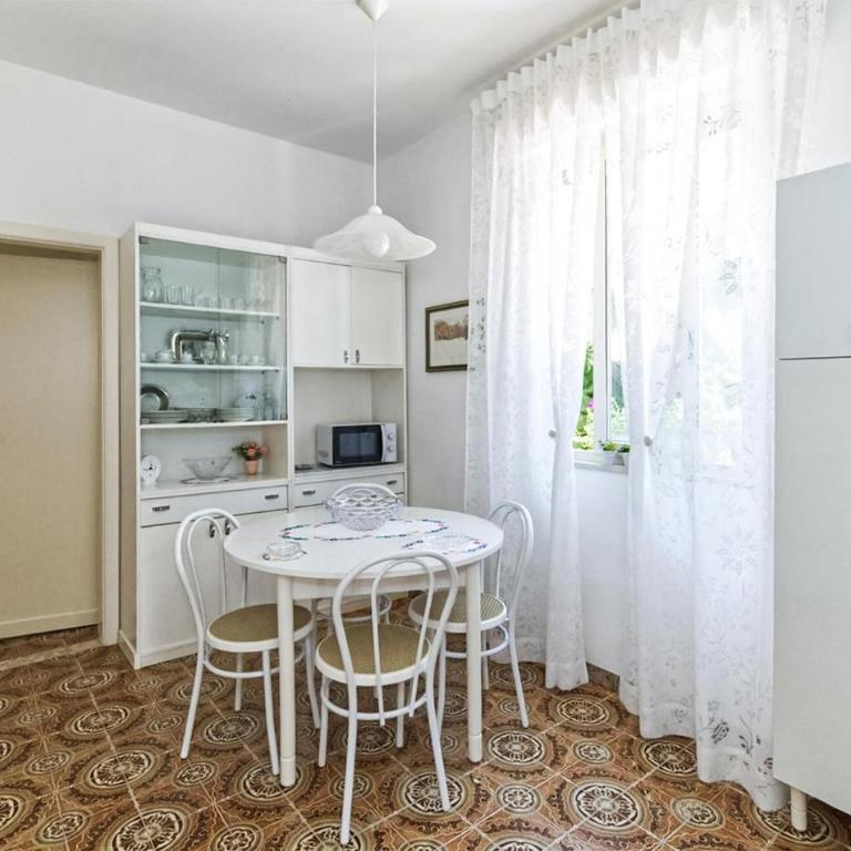 Cozy Home In S Maria Del Focallo With Wifi - Maison de Vacances 3 Chambres - 1