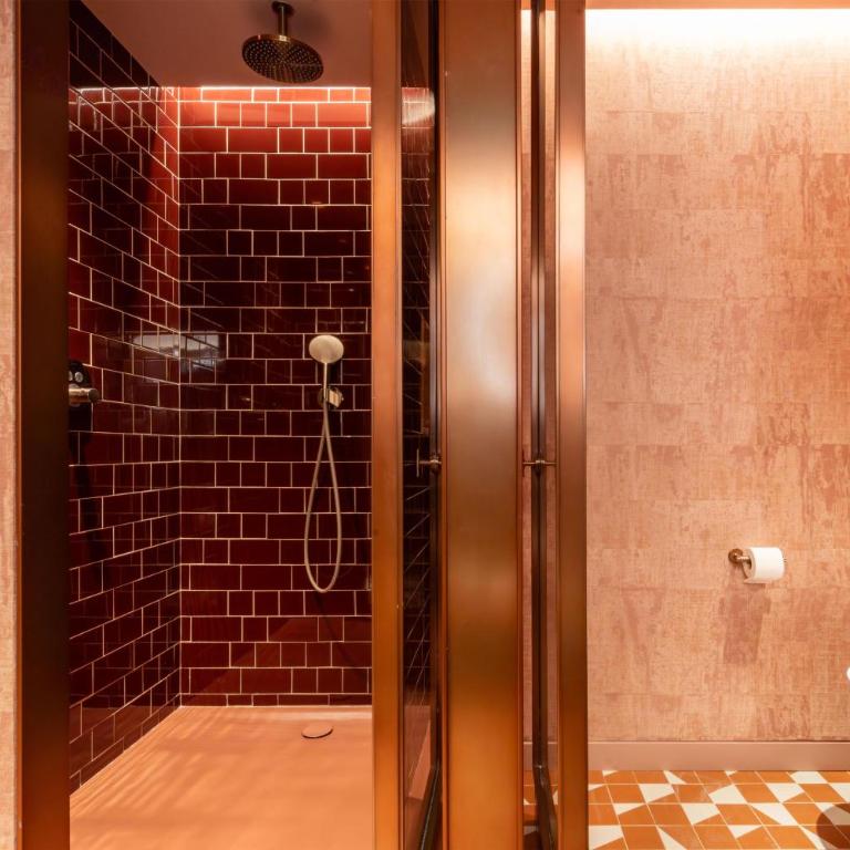 Hotel Palacio Bellas Artes San Sebastian, Curio Collection by Hilton - Double Room with Two Double Beds and Grand Stalls - 3