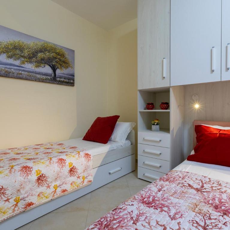 Alghero Villa Maestrale con veranda coperta giardino 4 camere 3 bagni - Casa Vacanze con 4 Camere da Letto - 70