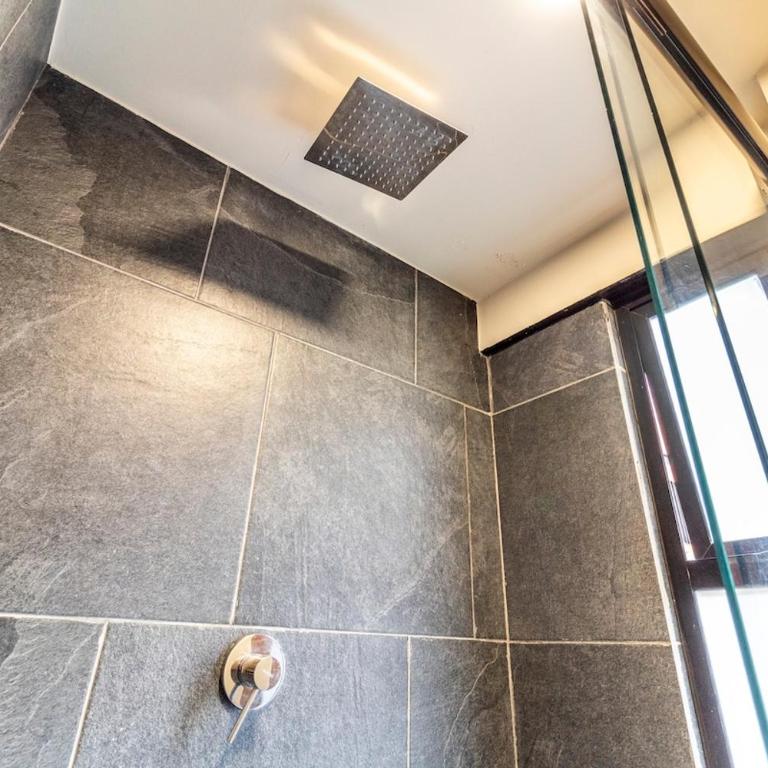 Hidden Oasis in Americana - Apartamento de 1 dormitorio - 26