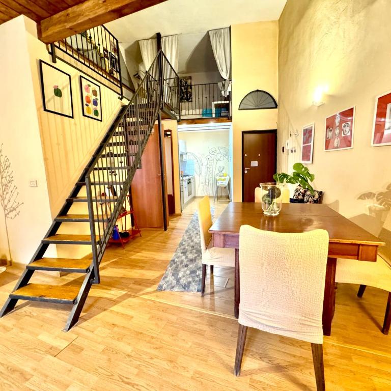 Sakè Art Loft at the Dome - Studio - Split Level - 10