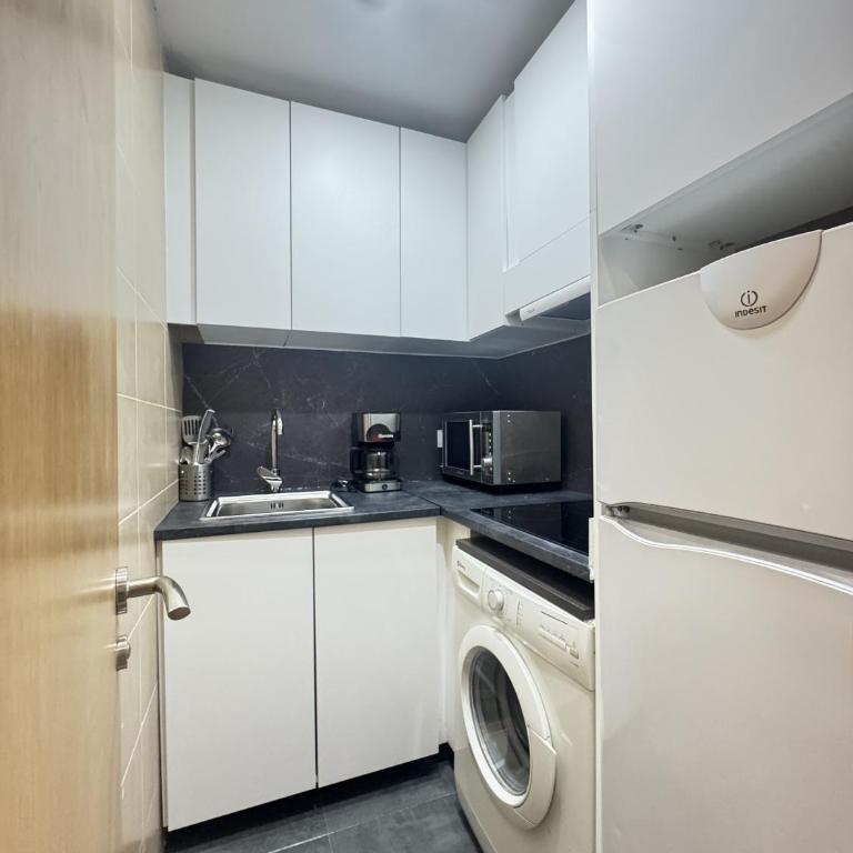 Apartamentos Day Madrid CALLAO II - Apartment - 2