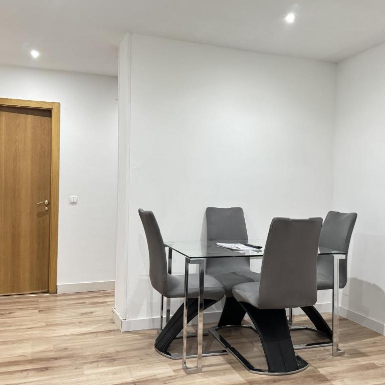 Apartamentos Day Madrid CALLAO II - Apartment - 3