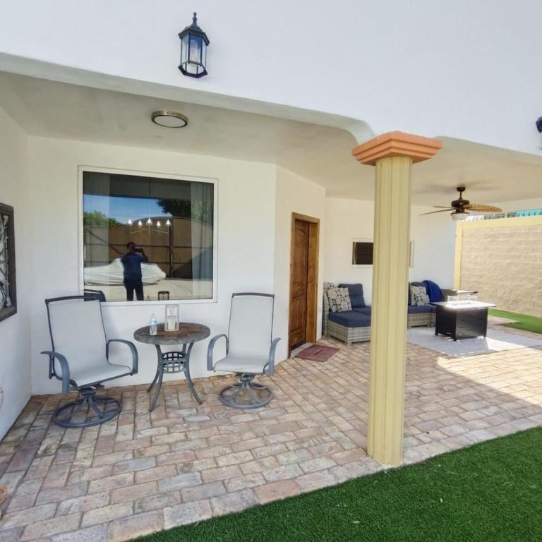 Casa Mona MODERN Beach Home - Vacation Home - 10