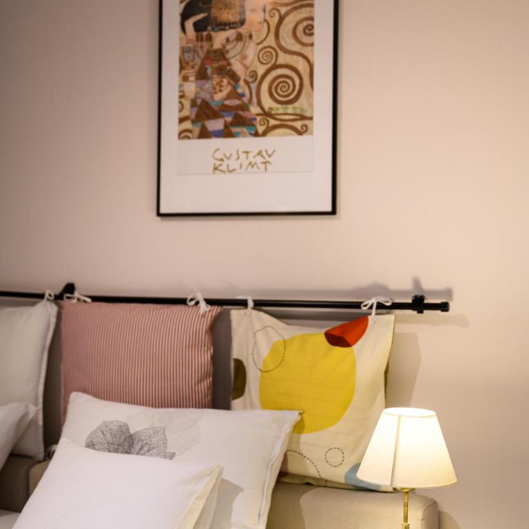 Cozy Haven - Comfort and parking near Clinical Center - One-Bedroom Apartment - 5