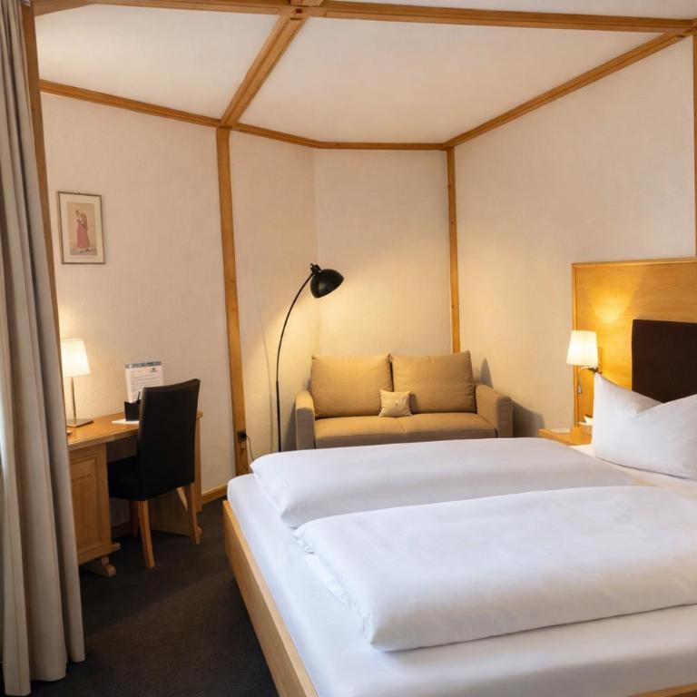 Hotel Grüner Baum - Deluxe Doppelzimmer mit Bad - 6
